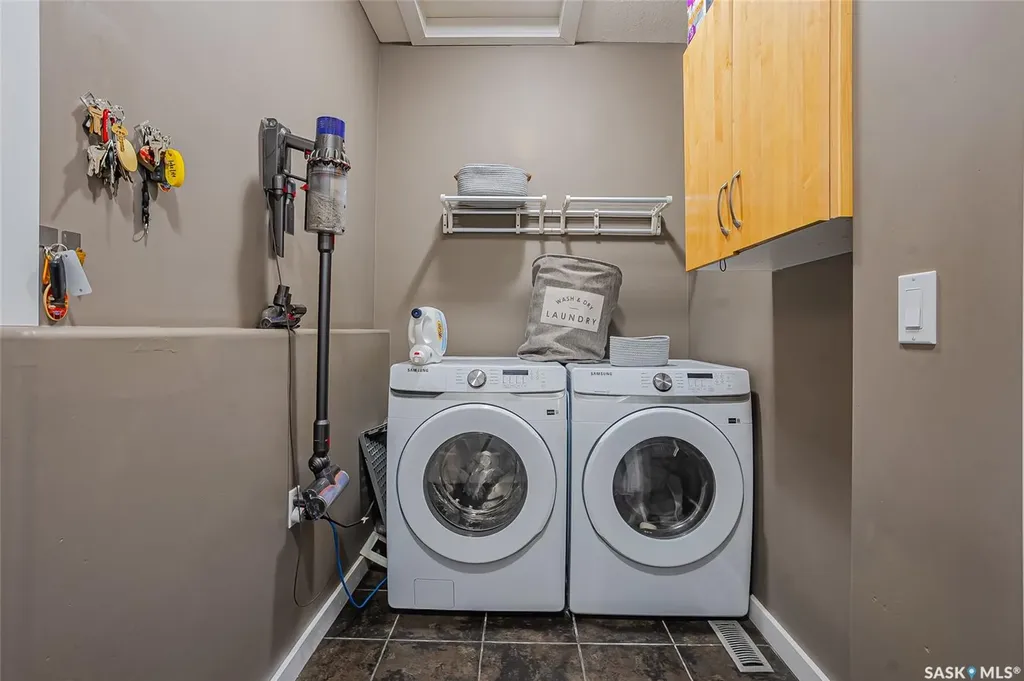 519 Trimble Crescent Saskatoon SK S7W 0E1
