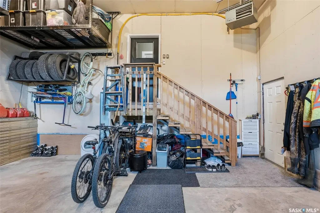 519 Trimble Crescent Saskatoon SK S7W 0E1
