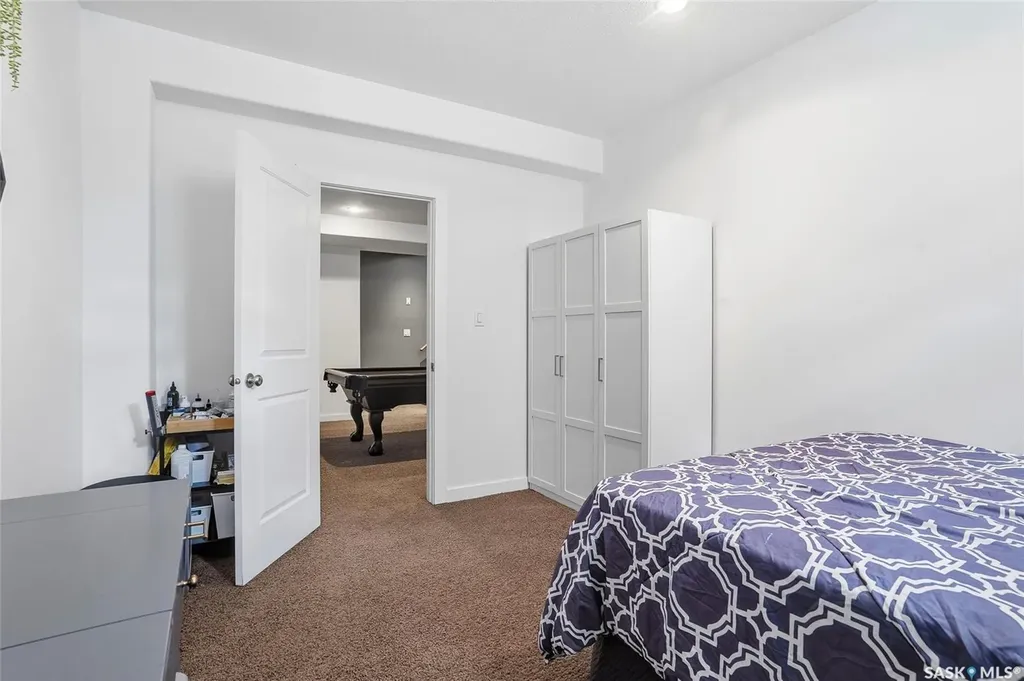 519 Trimble Crescent Saskatoon SK S7W 0E1