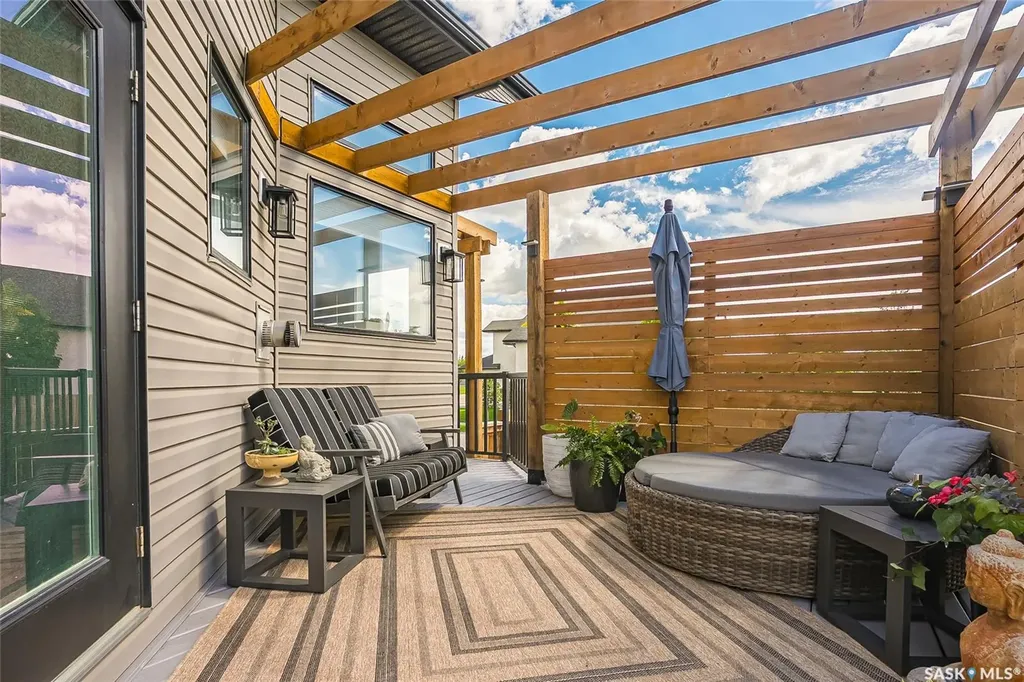 519 Trimble Crescent Saskatoon SK S7W 0E1