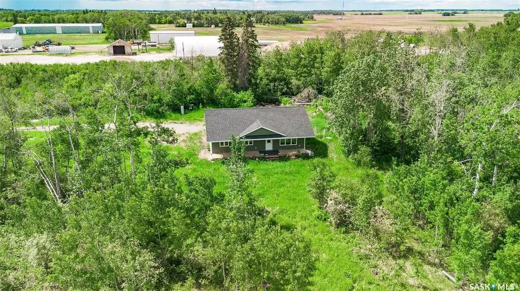 304 Railway Avenue Garden River Rm No. 490 SK S0J 1T0