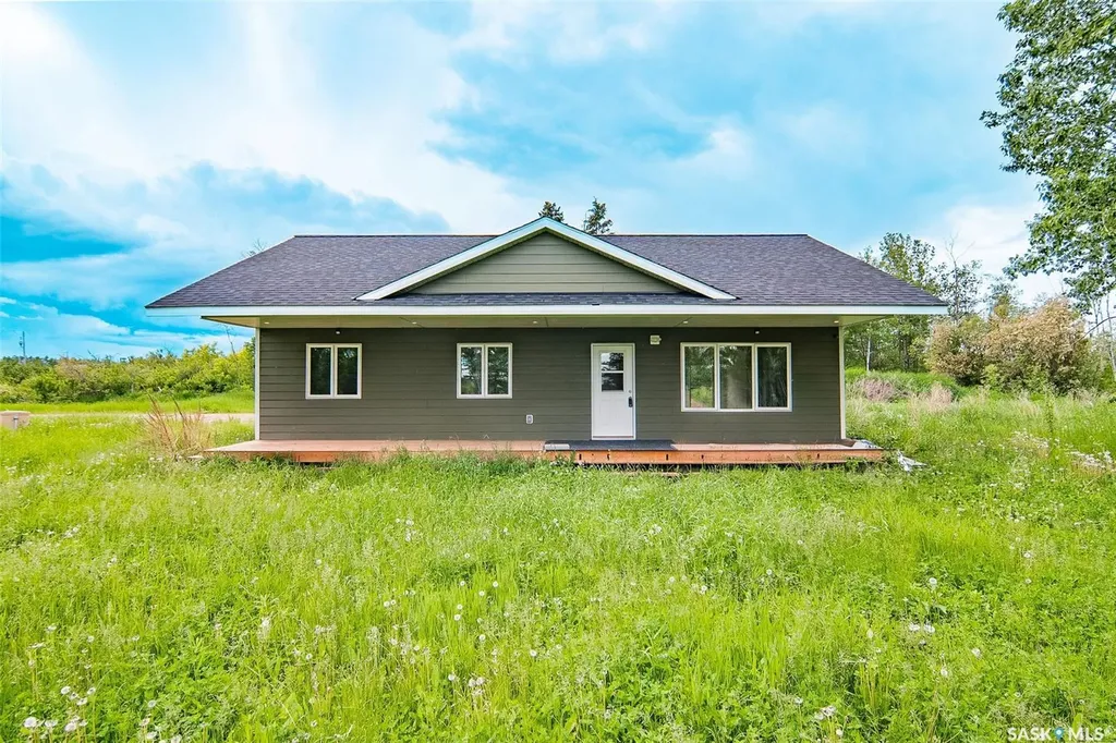 304 Railway Avenue Garden River Rm No. 490 SK S0J 1T0
