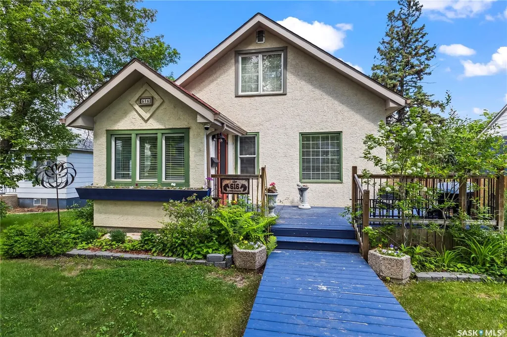616 20th Street W Prince Albert SK S6V 4H3