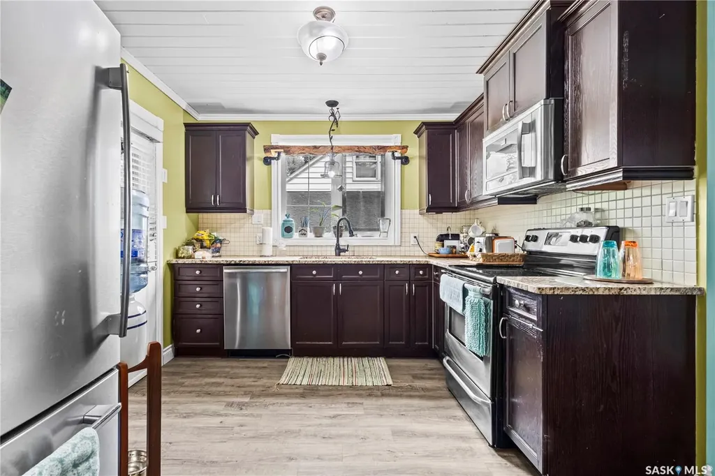 616 20th Street W Prince Albert SK S6V 4H3