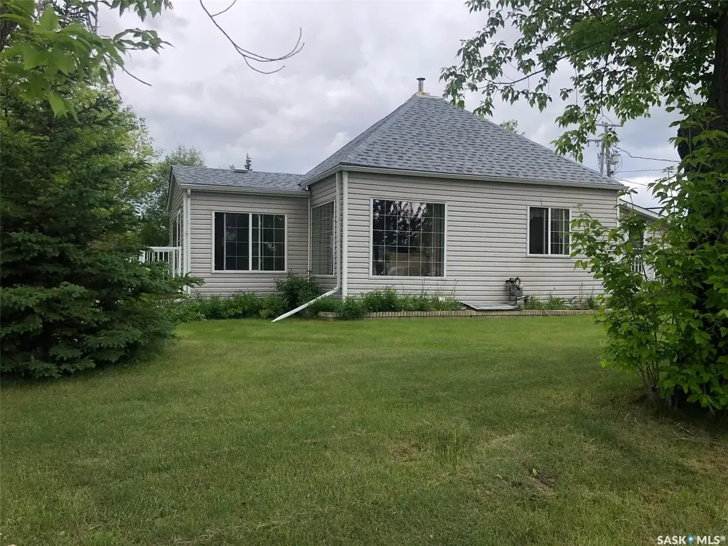 48 Highway Avenue E Preeceville SK S0A 3B0