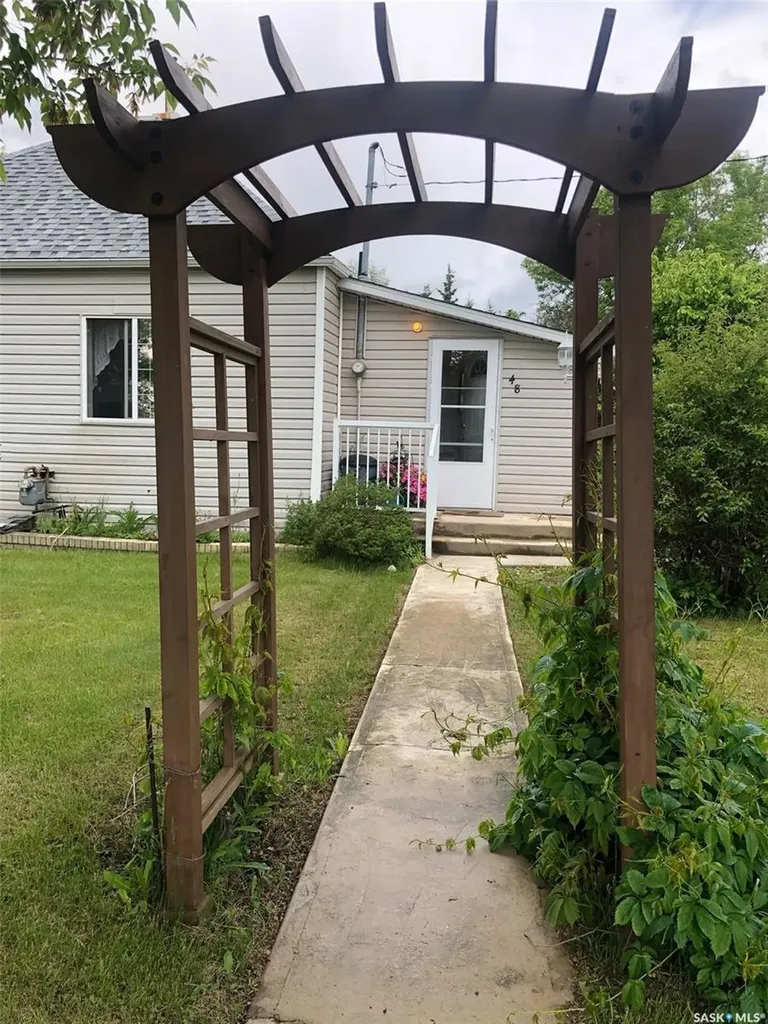 48 Highway Avenue E Preeceville SK S0A 3B0