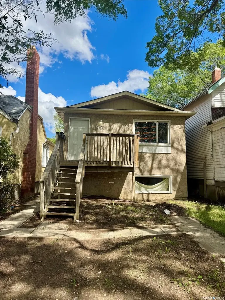 1351 Retallack Street Regina SK S4T 2J1