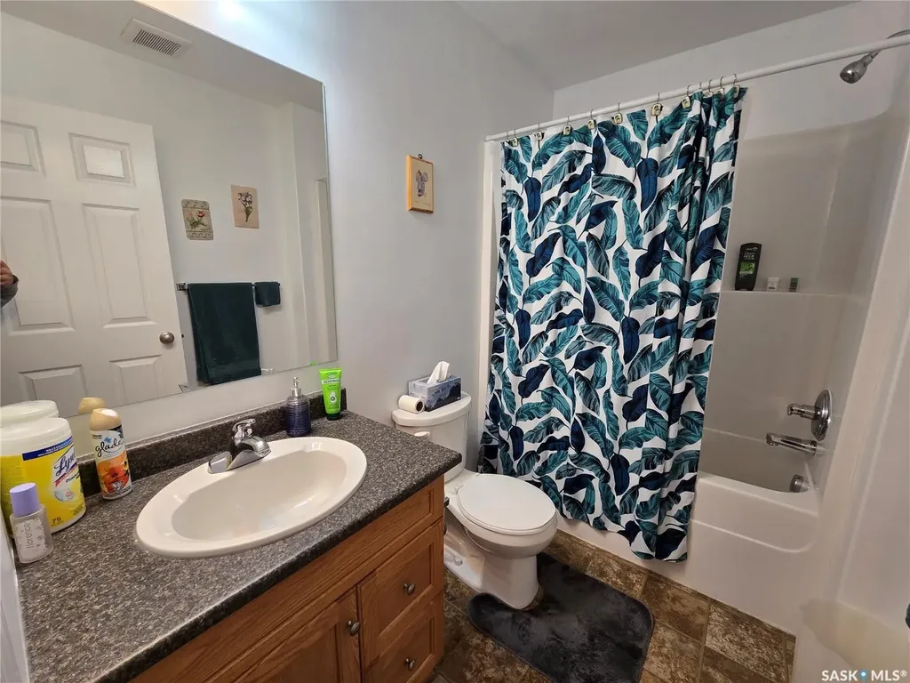 1275 South Railway Street E Swift Current SK S9H 5P3