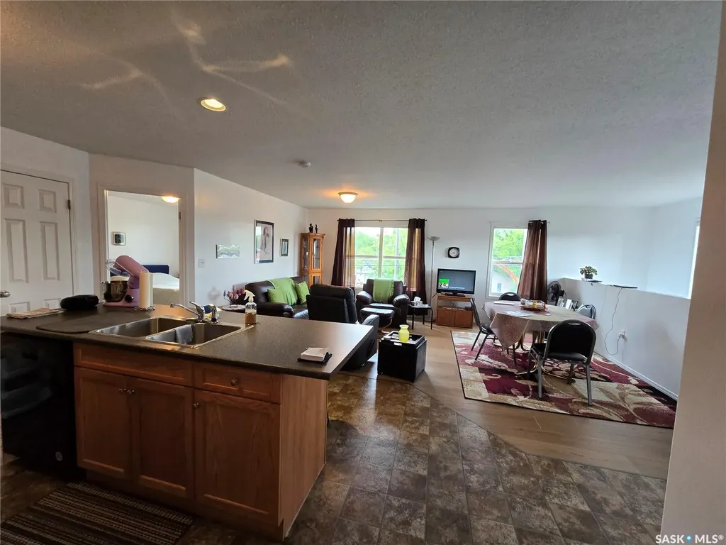 1275 South Railway Street E Swift Current SK S9H 5P3