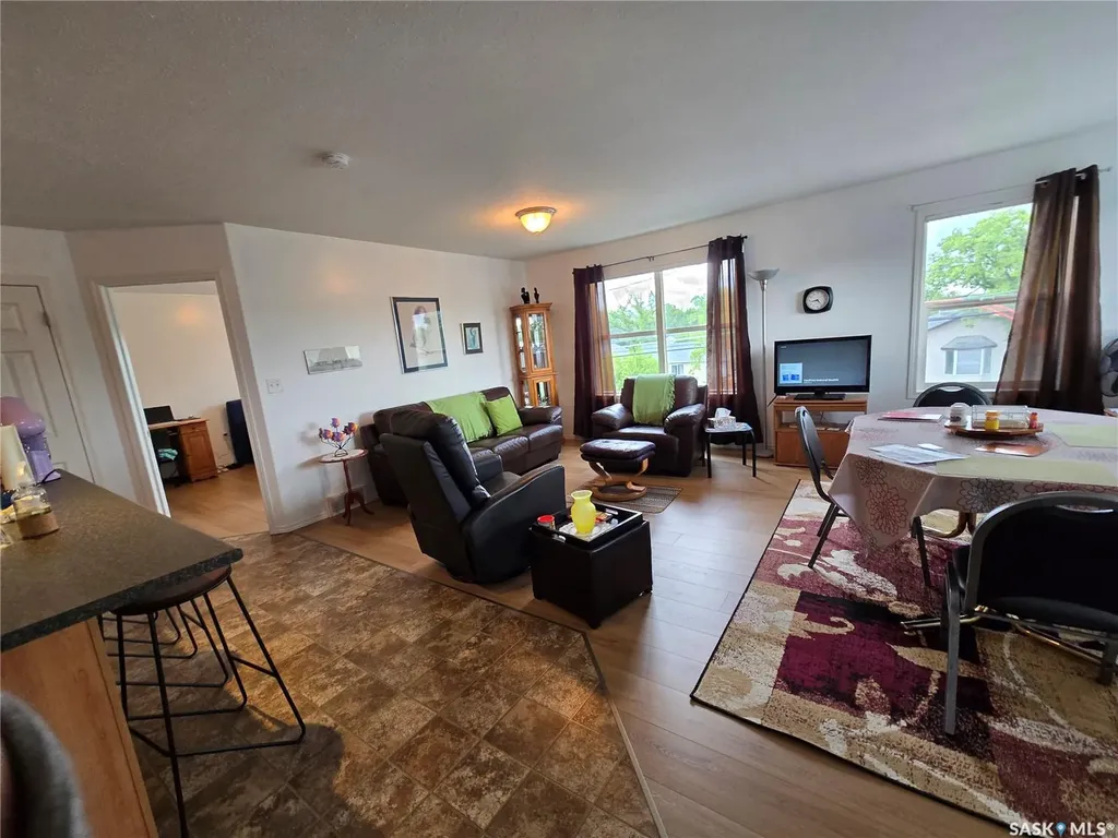1275 South Railway Street E Swift Current SK S9H 5P3