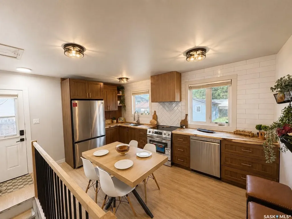3015 5th Street Rosthern SK S0K 3R0