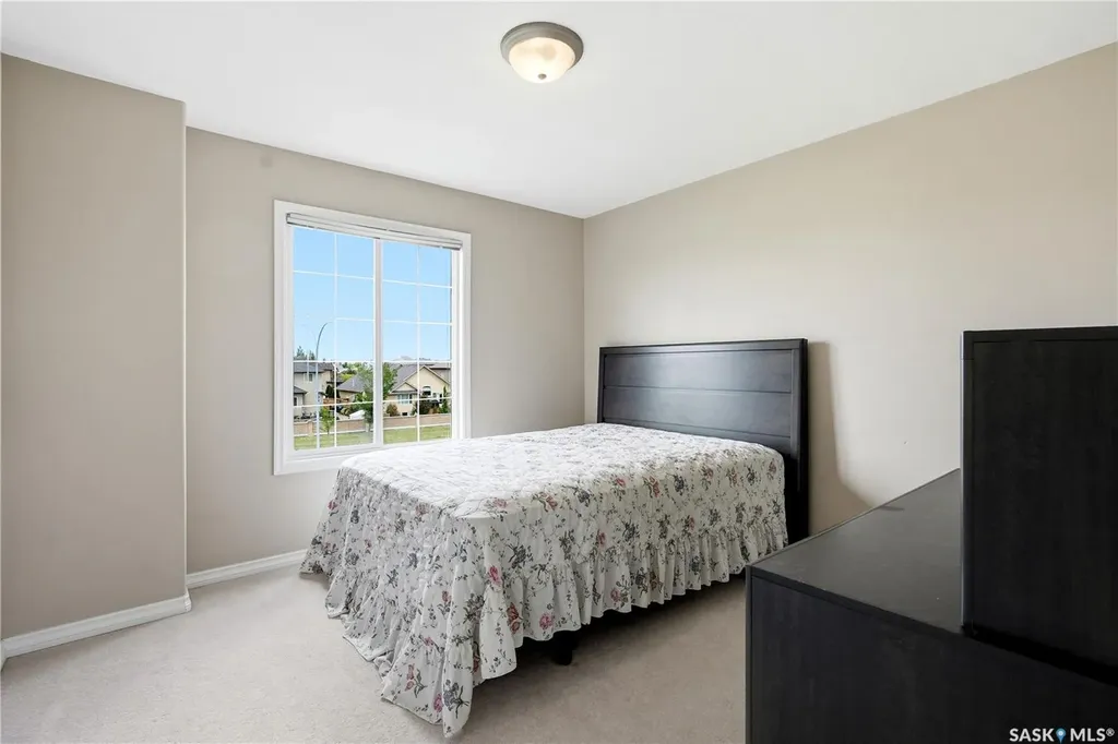 118 Pawlychenko Lane Saskatoon SK S7V 1K1
