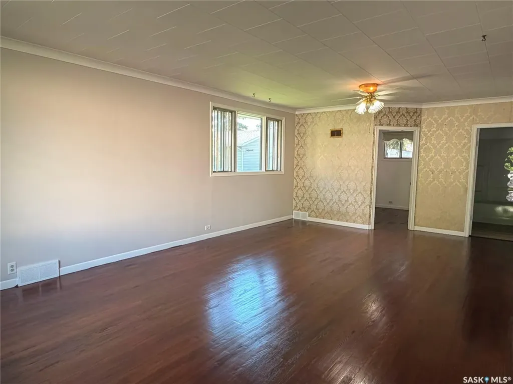 206 Watson Street Lipton SK S0G 3B0