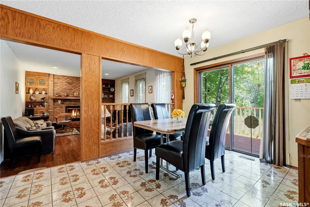 211 Keeley Crescent Saskatoon SK S7J 4B9