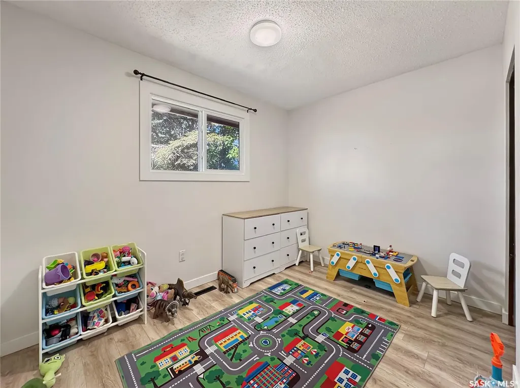 1321 108th Street North Battleford SK S9A 2B6