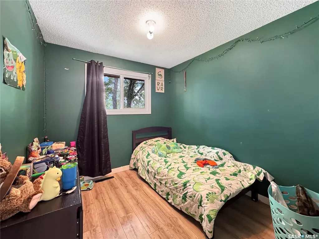 1321 108th Street North Battleford SK S9A 2B6