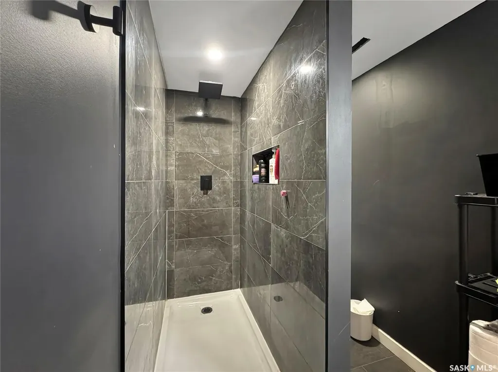 1321 108th Street North Battleford SK S9A 2B6