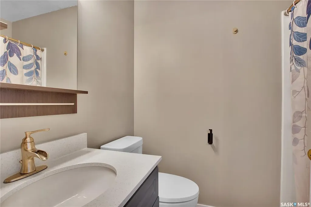 119 Pezer Crescent Saskatoon SK S7S 1J5