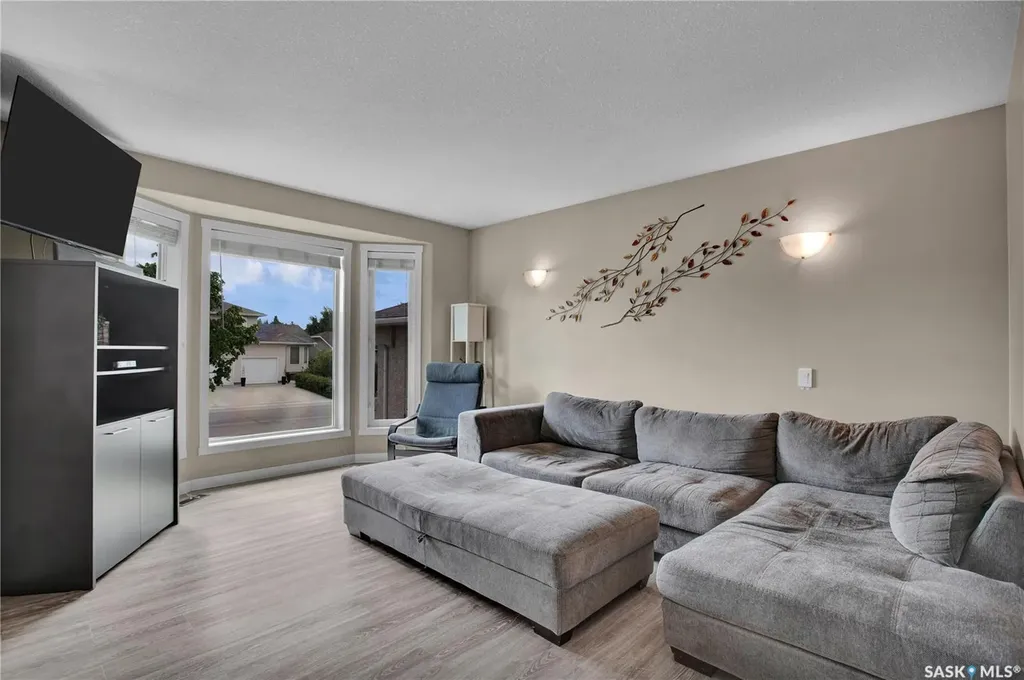 119 Pezer Crescent Saskatoon SK S7S 1J5