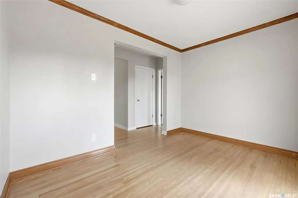 10 Lamont Crescent Regina SK S4S 4A4