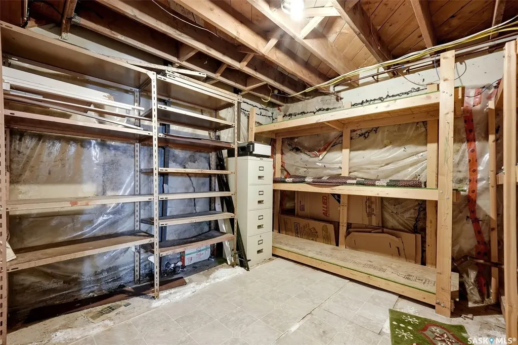 10 Lamont Crescent Regina SK S4S 4A4