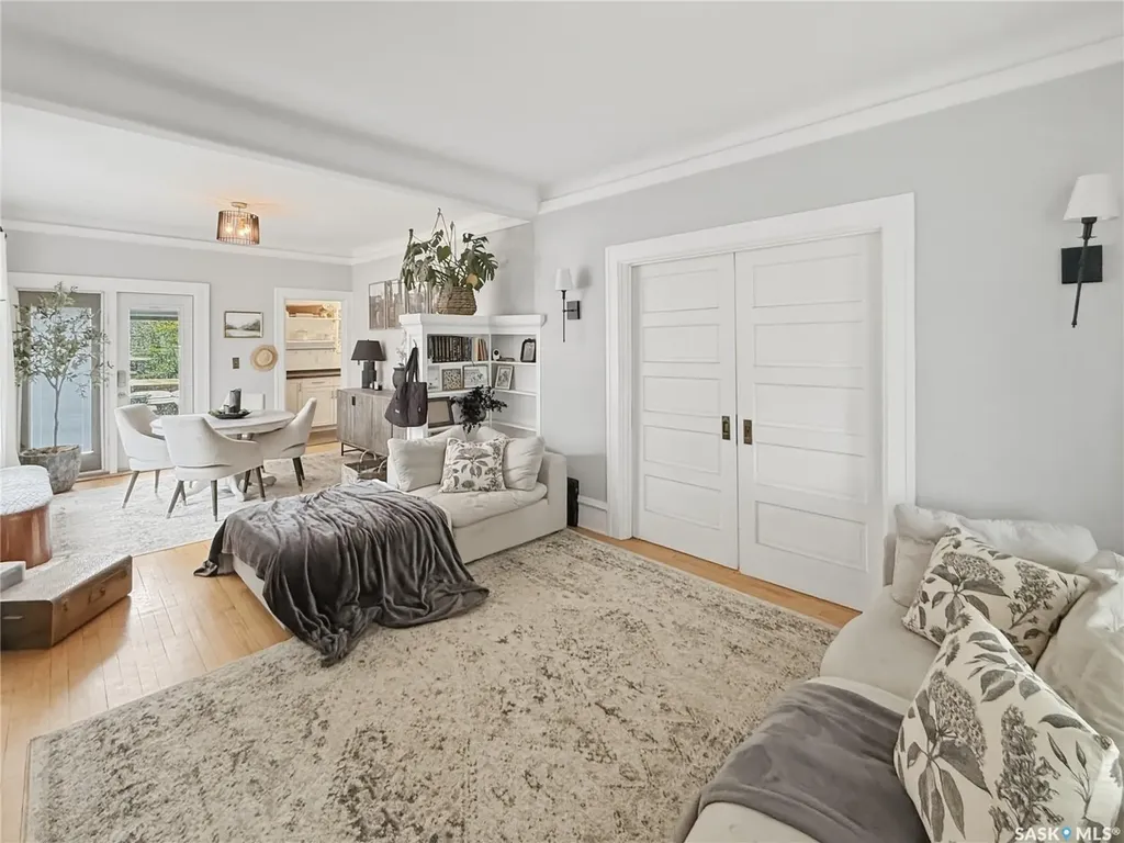 554 4th Avenue NE Swift Current SK S9H 2K2