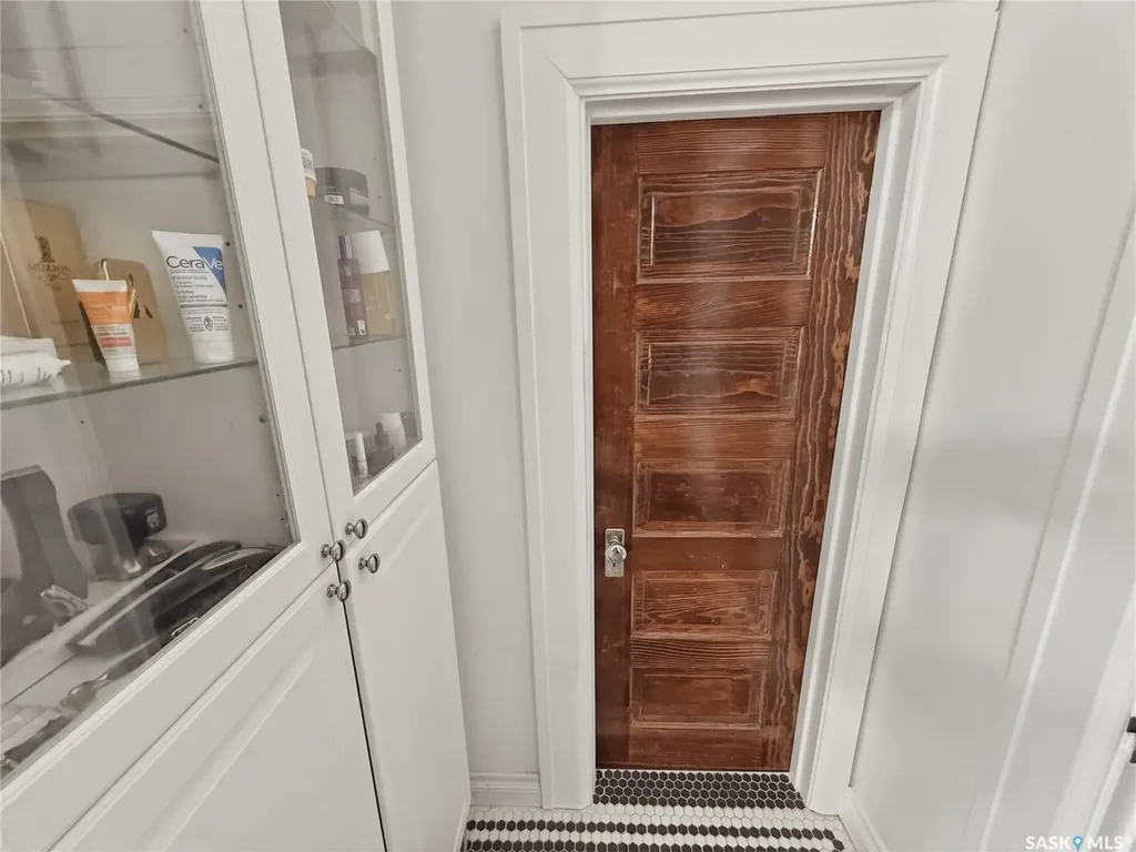 554 4th Avenue NE Swift Current SK S9H 2K2