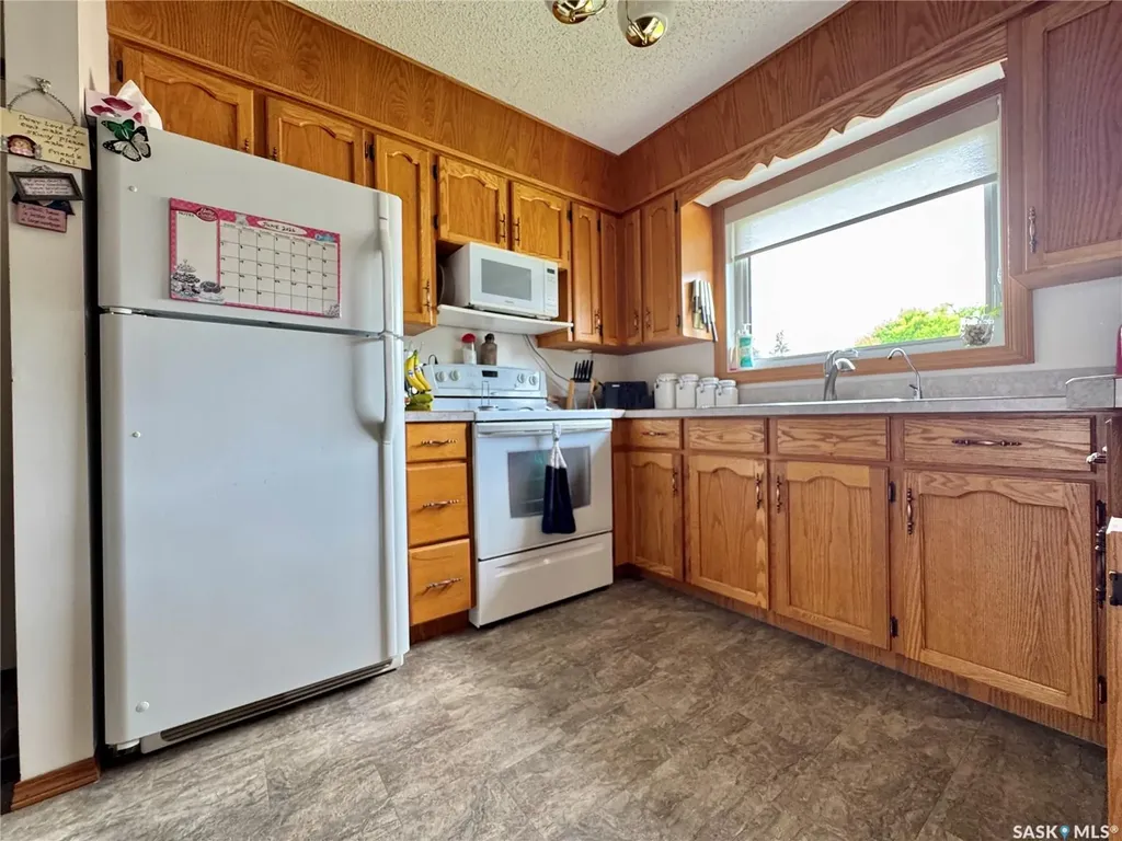 136 Darlington Street E Yorkton SK S3N 0E1