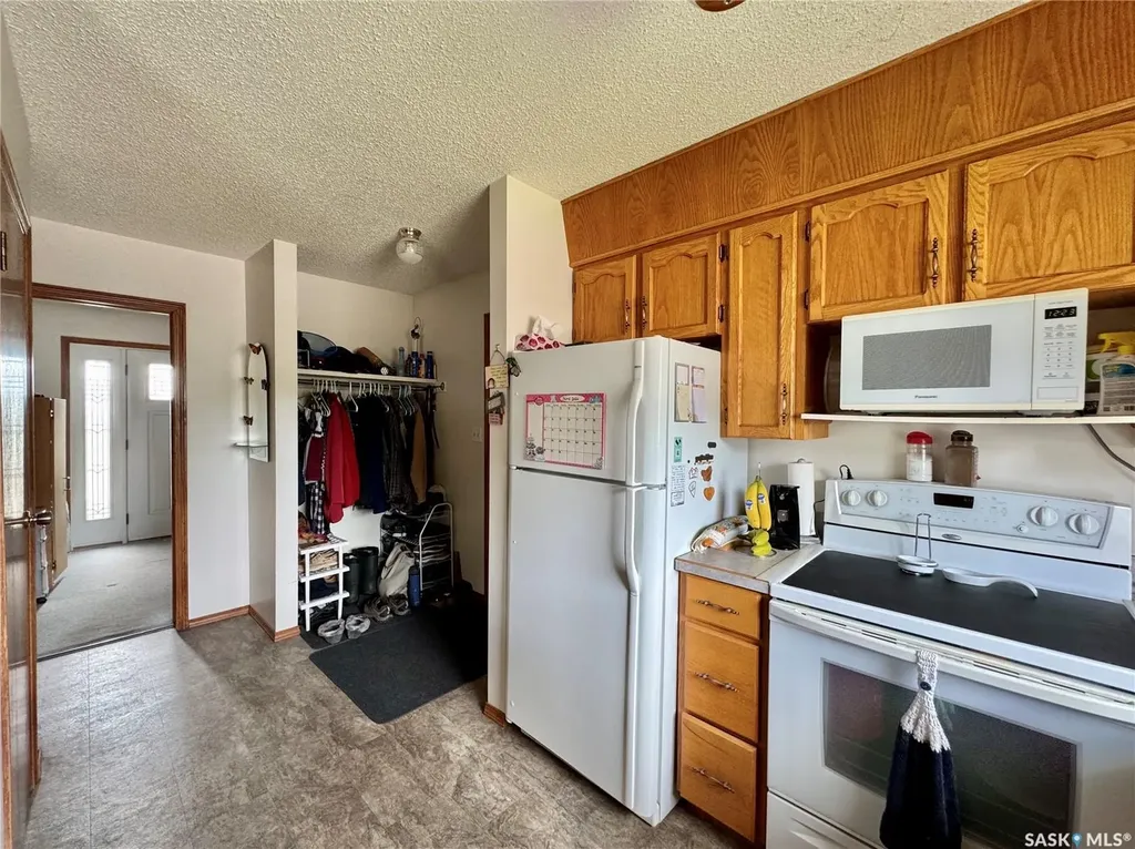 136 Darlington Street E Yorkton SK S3N 0E1