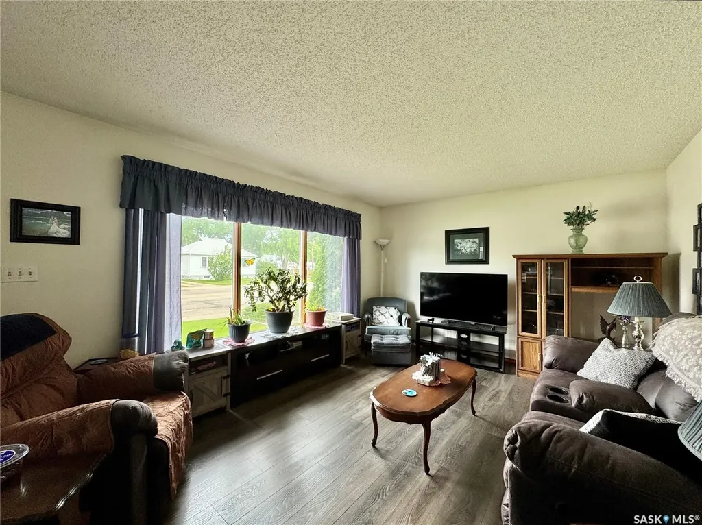 136 Darlington Street E Yorkton SK S3N 0E1