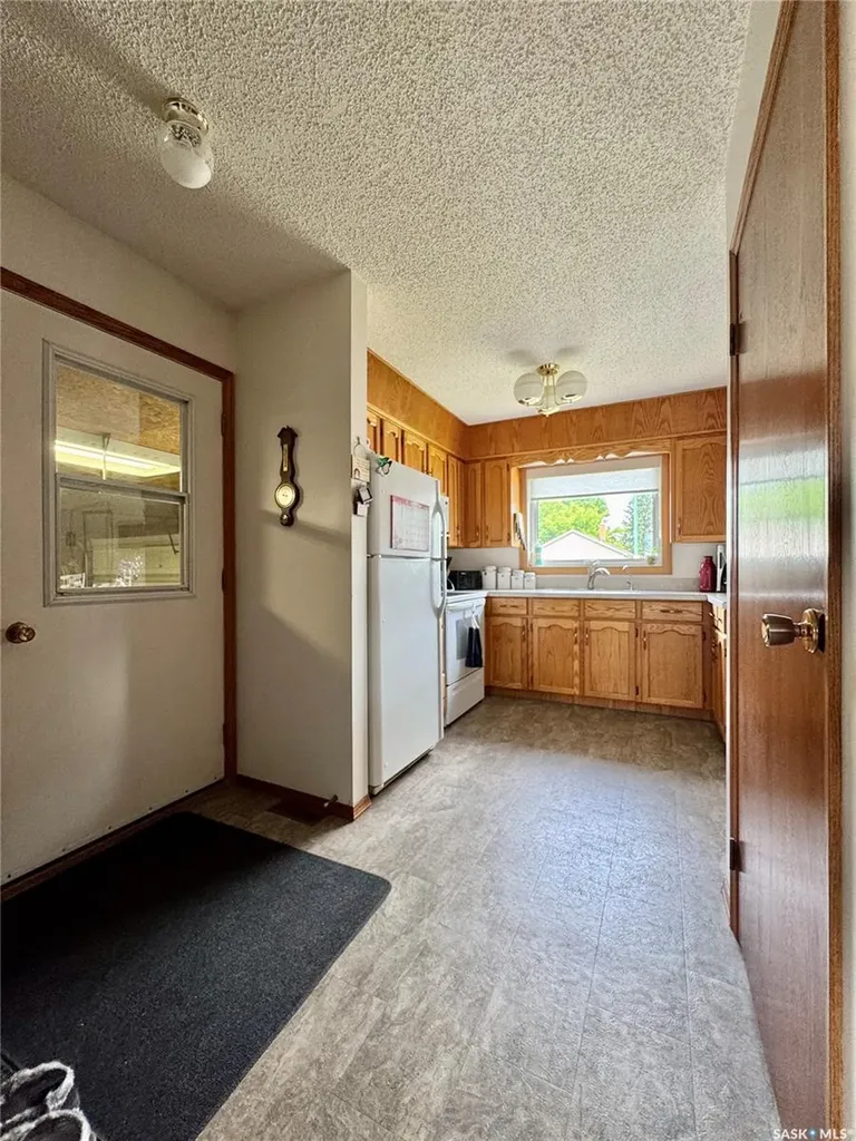 136 Darlington Street E Yorkton SK S3N 0E1