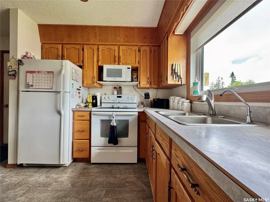 136 Darlington Street E Yorkton SK S3N 0E1