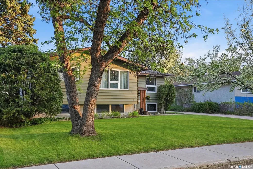 120 Rupert Drive Saskatoon SK S7K 1B3