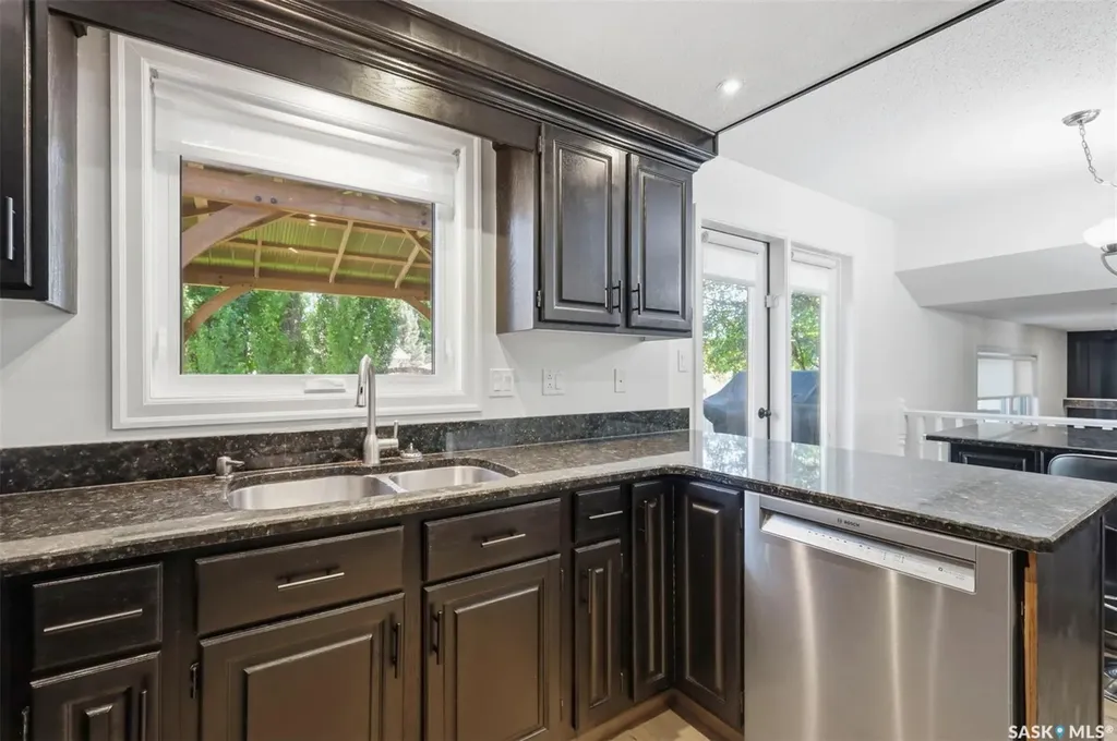 235 Bronson Way Saskatoon SK S7J 5E5