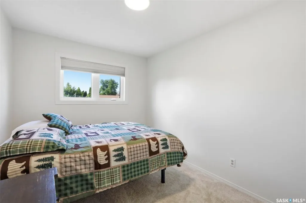 235 Bronson Way Saskatoon SK S7J 5E5