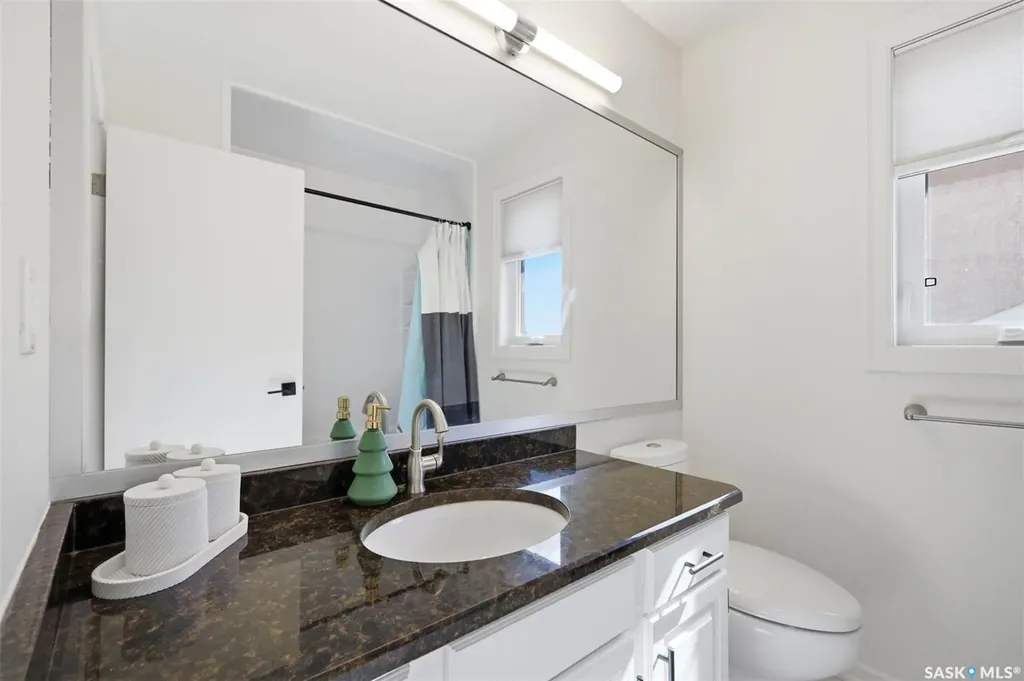 235 Bronson Way Saskatoon SK S7J 5E5