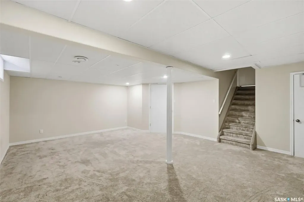235 Bronson Way Saskatoon SK S7J 5E5