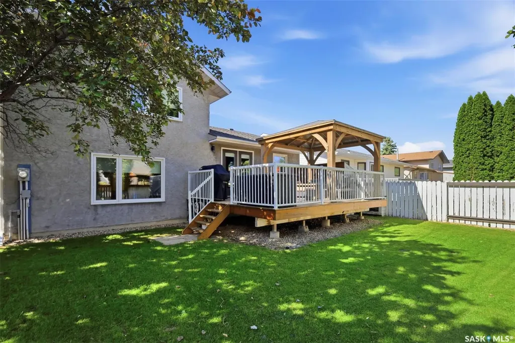 235 Bronson Way Saskatoon SK S7J 5E5