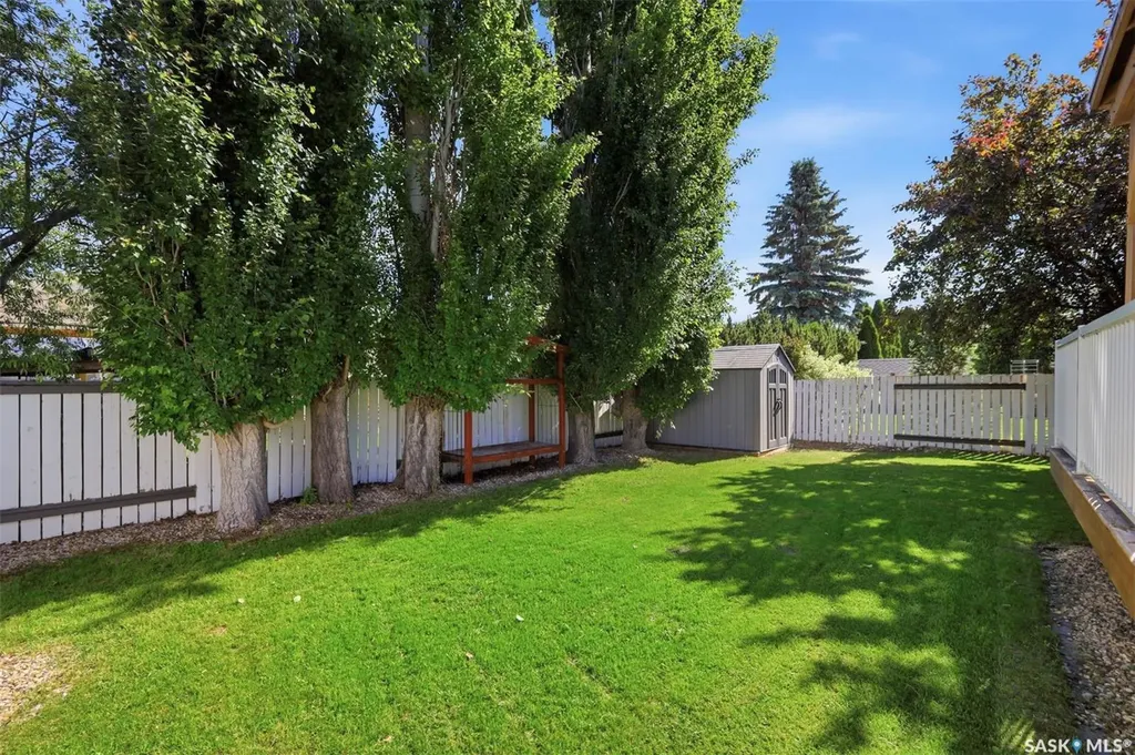 235 Bronson Way Saskatoon SK S7J 5E5