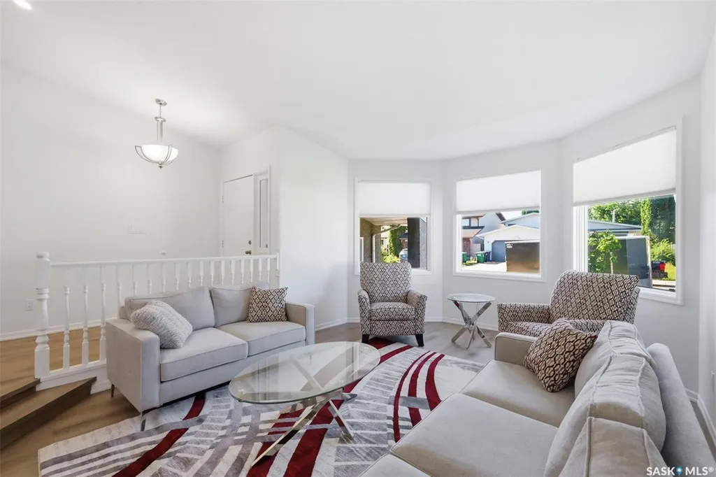 235 Bronson Way Saskatoon SK S7J 5E5