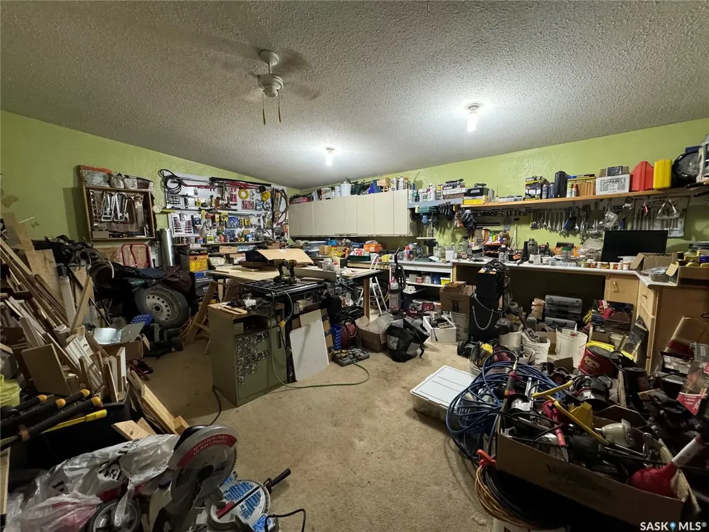 23 1st Avenue NE Preeceville SK S0A 3B0
