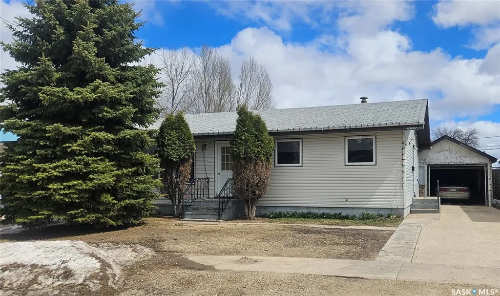 310 2nd Avenue Cudworth SK S0K 1B0