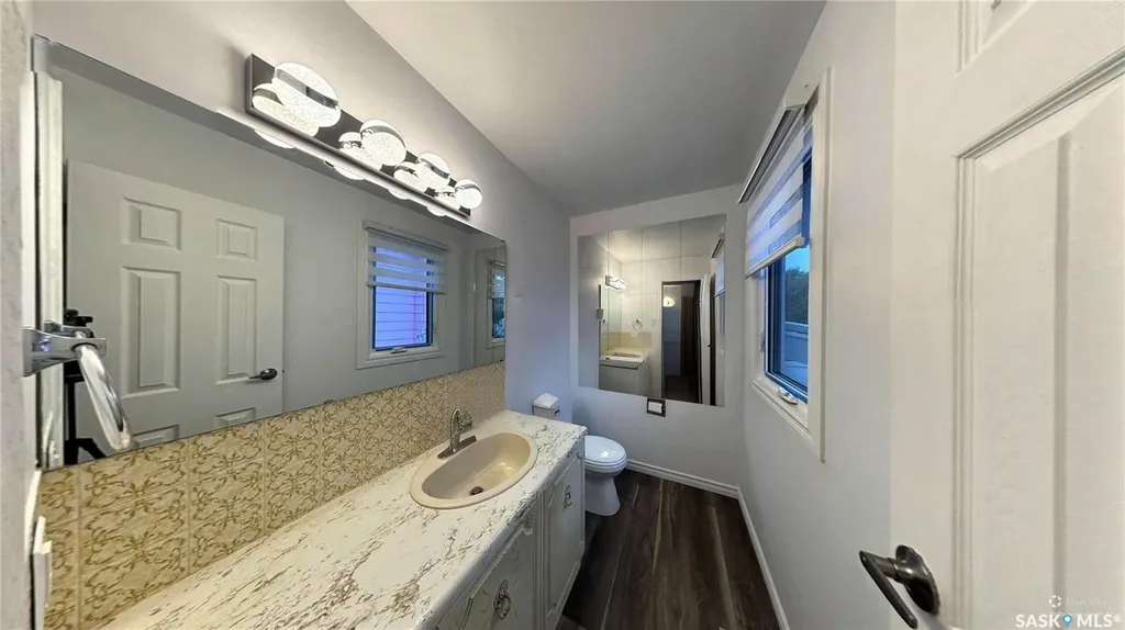 2 Mcdougall Crescent Saskatoon SK S7L 5C1