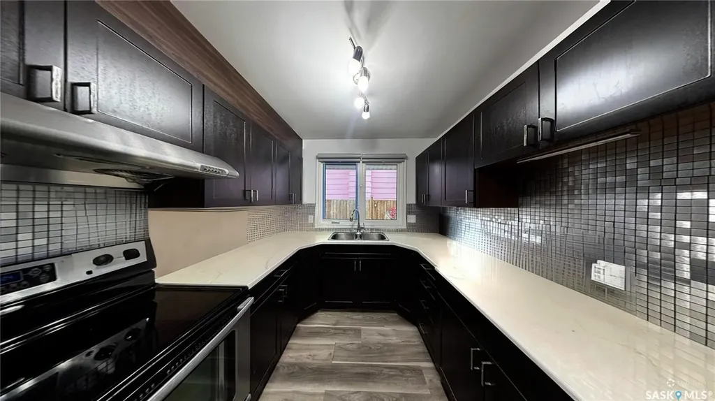 2 Mcdougall Crescent Saskatoon SK S7L 5C1