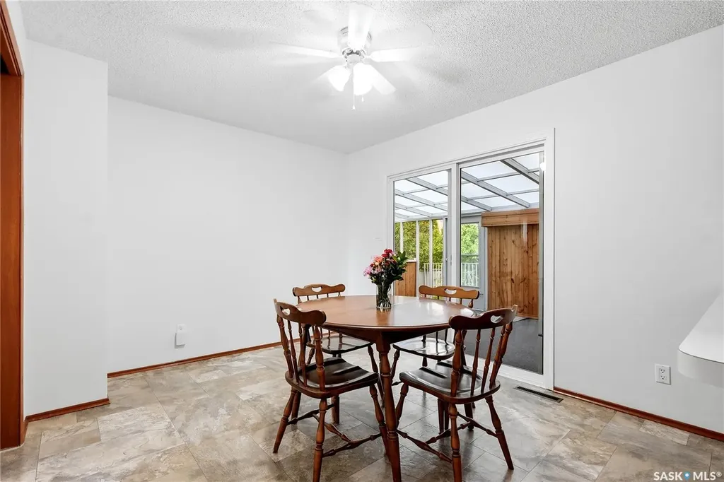 21 Bateman Crescent Saskatoon SK S7H 3C3