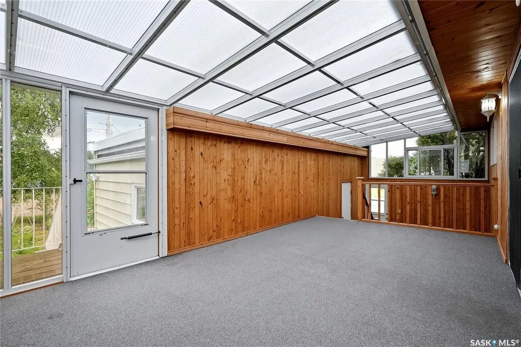 21 Bateman Crescent Saskatoon SK S7H 3C3