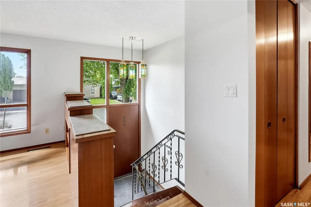 21 Bateman Crescent Saskatoon SK S7H 3C3