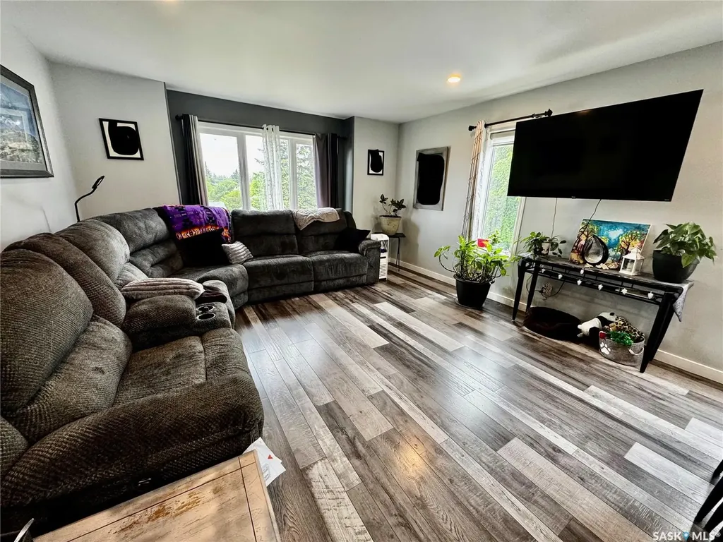 116 Sharman Street Springside SK S0A 3V0
