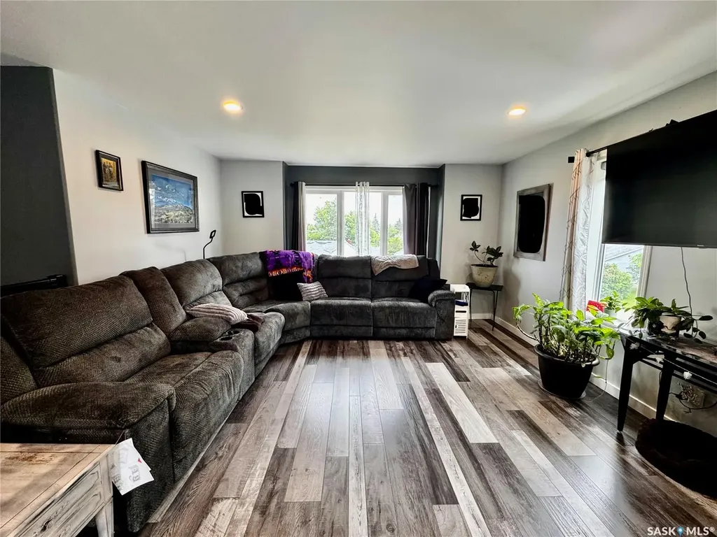 116 Sharman Street Springside SK S0A 3V0