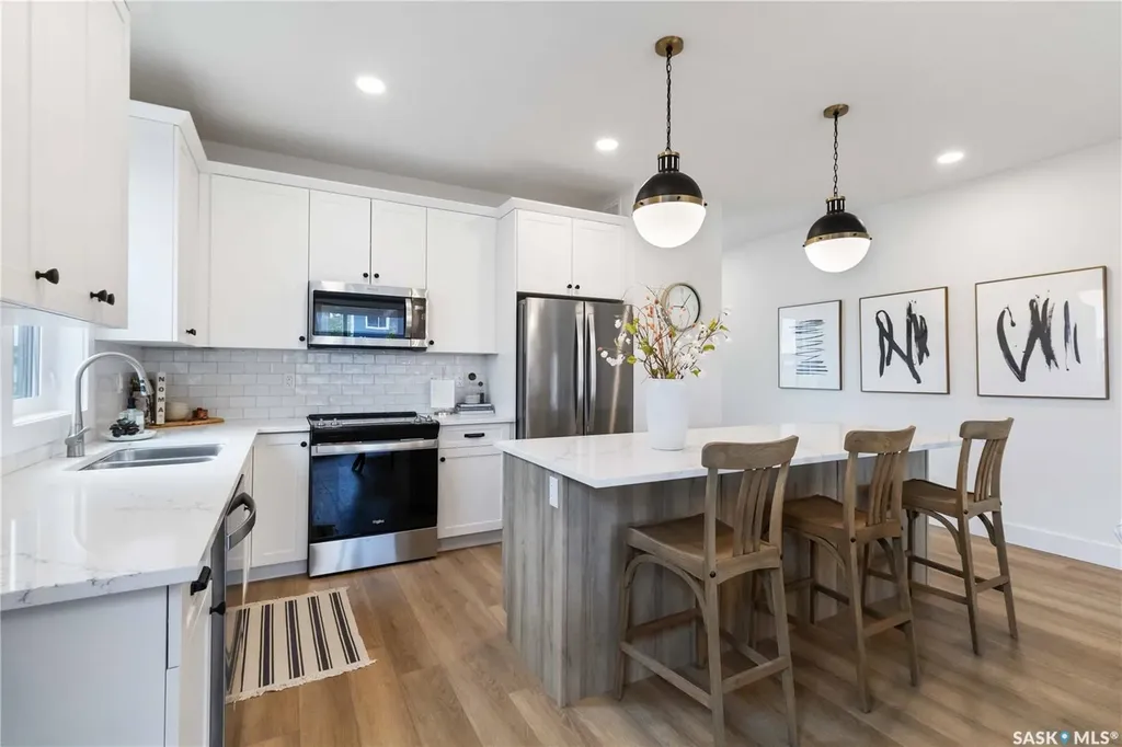 105 Hathway Crescent Saskatoon SK S7V 0P5
